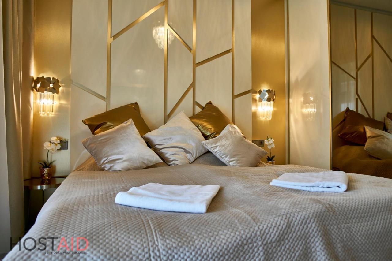 Azúr Apartment - hostAID Siófok Kültér fotó