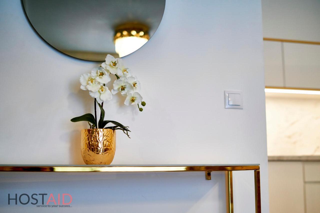 Azúr Apartment - hostAID Siófok Kültér fotó