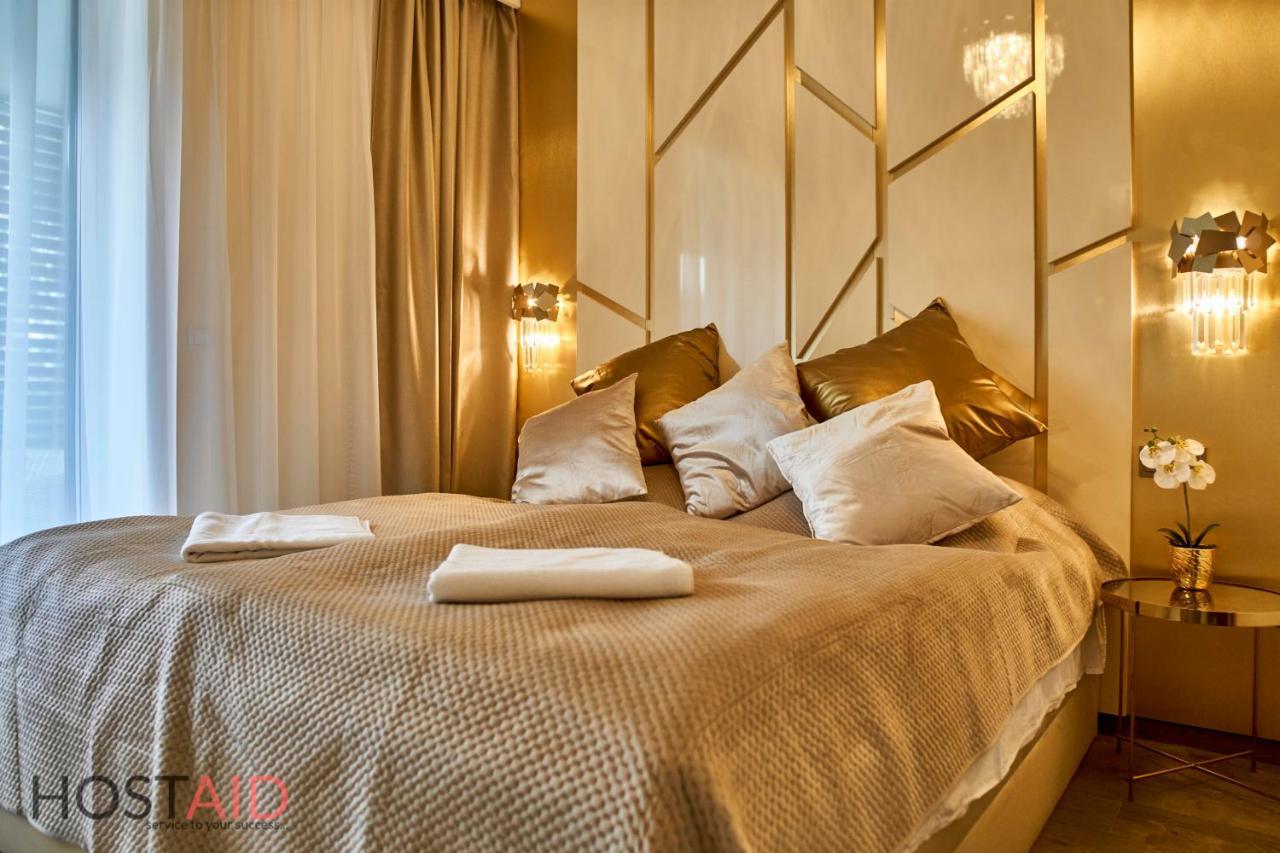 Azúr Apartment - hostAID Siófok Kültér fotó